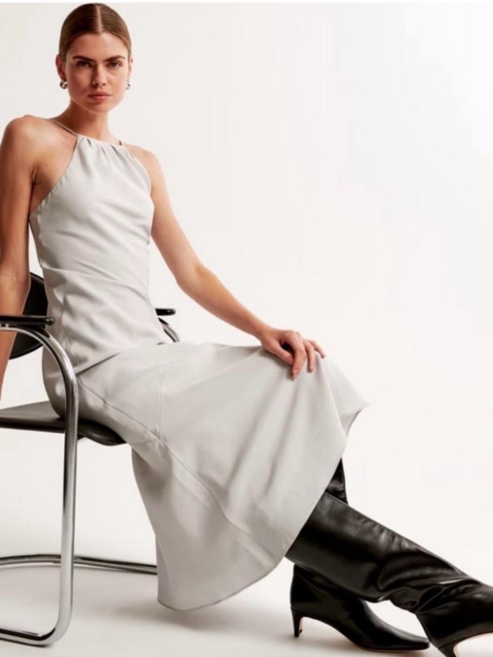 Sleeveless Halter-Style Midi Dress in Light Gray